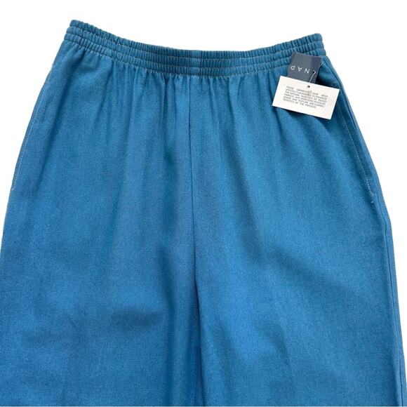 Napa Valley Crop Pants Pull On Embroidered Floral Accent Pockets Medium Petite - Picture 3 of 11